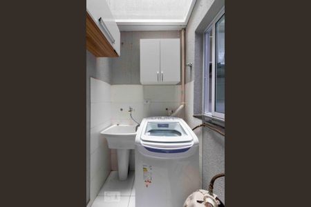 Apartamento à venda com 73m², 2 quartos e 1 vaga Apartamento à venda com 73m², 2 quartos e 1 vagaÁrea de Serviço