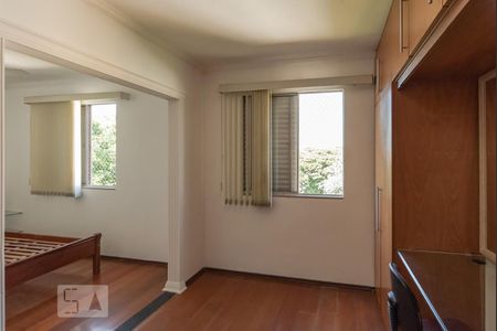Apartamento para alugar com 70m², 3 quartos e 2 vagasQuarto 2 e closet