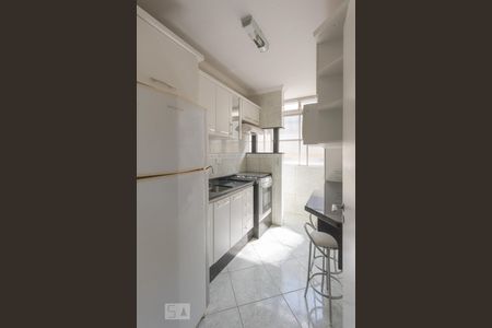 Apartamento para alugar com 70m², 3 quartos e 2 vagasCozinha