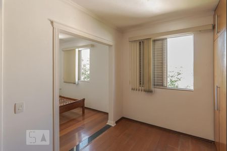 Apartamento para alugar com 70m², 3 quartos e 2 vagasQuarto 2 e closet