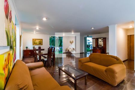 Apartamento para alugar com 180m², 3 quartos e 3 vagasÁrea comum