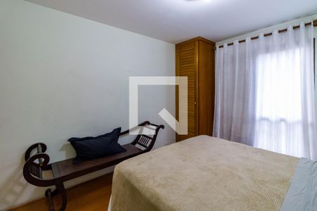 Apartamento para alugar com 180m², 3 quartos e 3 vagas/Suíte 2