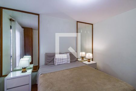 Apartamento para alugar com 180m², 3 quartos e 3 vagas/Suíte 2