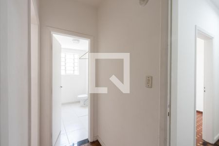 Corredor de apartamento para alugar com 2 quartos, 86m² em Lapa, São Paulo