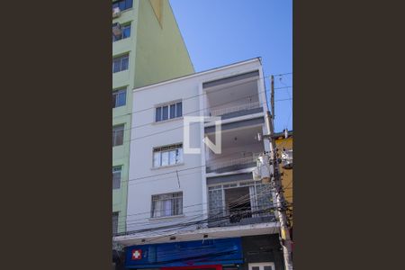 Apartamento para alugar com 107m², 2 quartos e sem vagaFachada