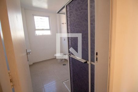 Apartamento para alugar com 107m², 2 quartos e sem vagaBanheiro