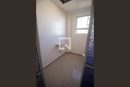 Apartamento para alugar com 107m², 2 quartos e sem vagaBanheiro