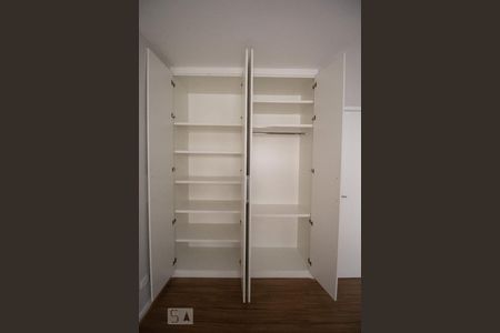 Apartamento à venda com 75m², 2 quartos e 1 vaga Apartamento à venda com 75m², 2 quartos e 1 vagaQuarto 1