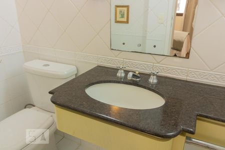 Banheiro de kitnet/studio à venda com 1 quarto, 31m² em Vila Olímpia, São Paulo