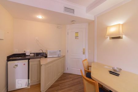 Studio à venda com 31m², 1 quarto e 1 vaga Studio à venda com 31m², 1 quarto e 1 vagaCozinha