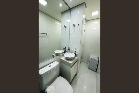 Apartamento para alugar com 70m², 2 quartos e 1 vagaBanheiro Suíte