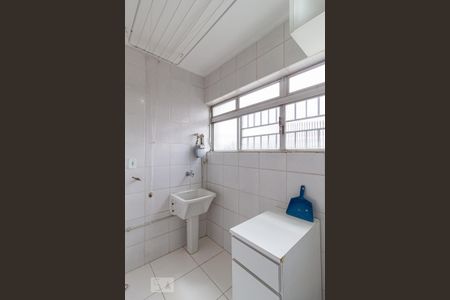 Apartamento à venda com 83m², 3 quartos e 1 vagaÁrea de Serviço