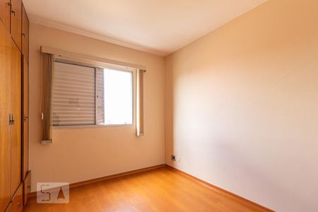 Apartamento à venda com 83m², 3 quartos e 1 vagaQuarto 2