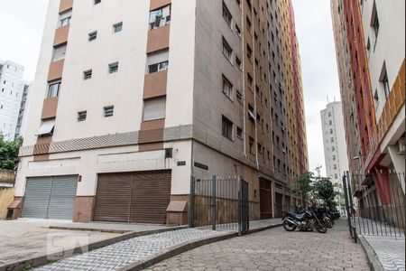 Studio à venda com 30m², 1 quarto e sem vaga Studio à venda com 30m², 1 quarto e sem vagaFachada