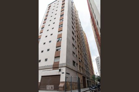 Studio à venda com 30m², 1 quarto e sem vaga Studio à venda com 30m², 1 quarto e sem vagaFachada