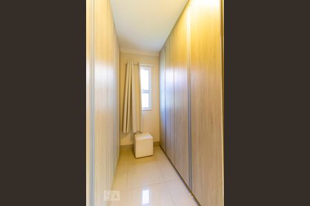 Casa de condomínio à venda com 312m², 3 quartos e 4 vagasQuarto 1 - Suíte 1