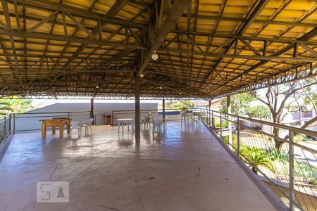 Casa de condomínio à venda com 312m², 3 quartos e 4 vagasÁrea comum - Salão de festas