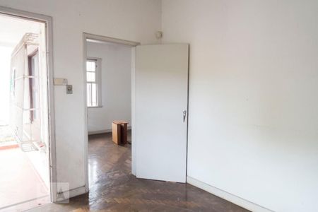 Gabinete de casa à venda com 4 quartos, 210m² em Medianeira, Porto Alegre