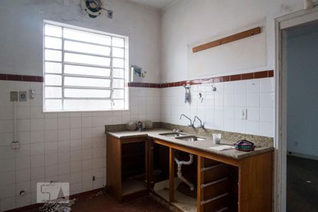 Cozinha de casa à venda com 4 quartos, 210m² em Medianeira, Porto Alegre