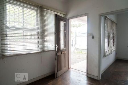 Gabinete de casa à venda com 4 quartos, 210m² em Medianeira, Porto Alegre