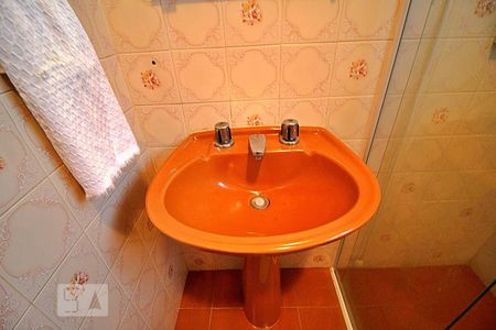 Casa à venda com 540m², 3 quartos e 2 vagasBanheiro