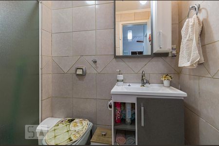 Banheiro de apartamento à venda com 1 quarto, 47m² em Cristo Redentor, Porto Alegre