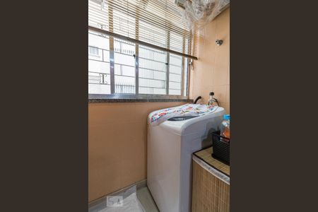 Apartamento à venda com 47m², 1 quarto e sem vaga Apartamento à venda com 47m², 1 quarto e sem vagaCozinha e Área de Serviço