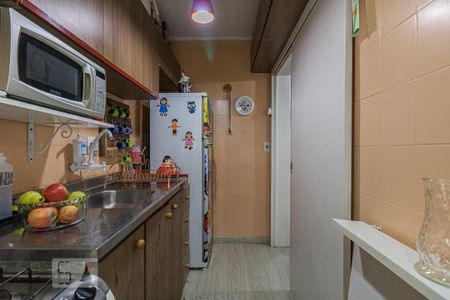 Apartamento à venda com 47m², 1 quarto e sem vaga Apartamento à venda com 47m², 1 quarto e sem vagaCozinha e Área de Serviço