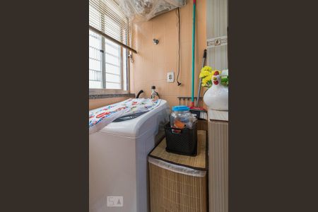 Apartamento à venda com 47m², 1 quarto e sem vaga Apartamento à venda com 47m², 1 quarto e sem vagaCozinha e Área de Serviço