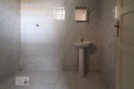 Banheiro de casa para alugar com 1 quarto, 85m² em Quinta da Paineira, São Paulo