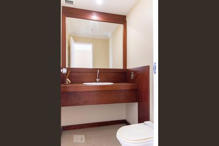 Apartamento à venda com 425m², 4 quartos e 4 vagasLavabo