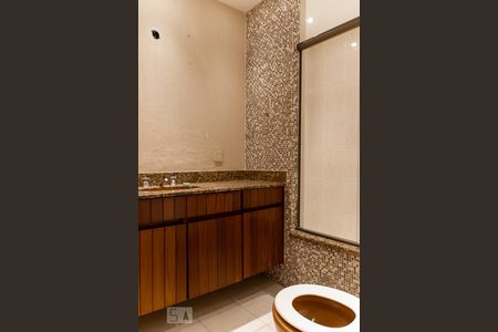 Apartamento à venda com 425m², 4 quartos e 4 vagasBanheiro Social