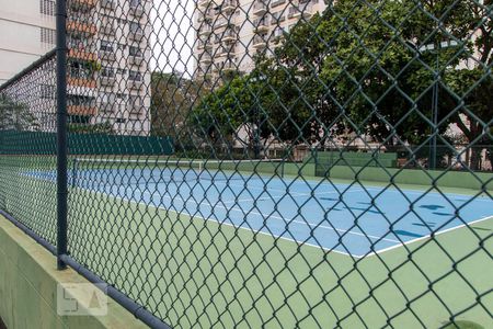 Apartamento à venda com 425m², 4 quartos e 4 vagasÁrea comum - Quadra de Tênis