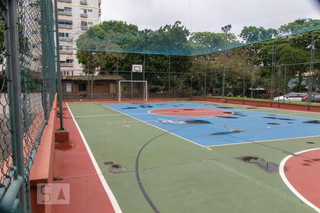 Apartamento à venda com 425m², 4 quartos e 4 vagasÁrea comum - Quadra poliesportiva