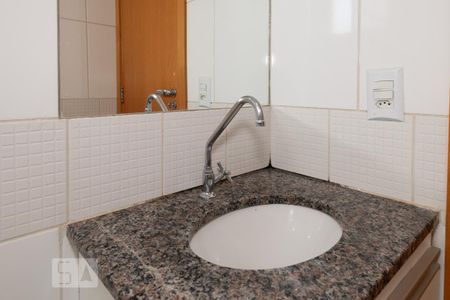 Apartamento para alugar com 54m², 2 quartos e 1 vagaDetalhe do Banheiro da Suíte