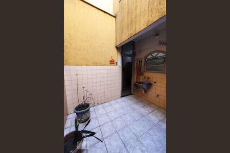 Casa à venda com 450m², 5 quartos e 2 vagasQuintal