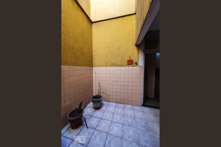 Casa à venda com 450m², 5 quartos e 2 vagasQuintal