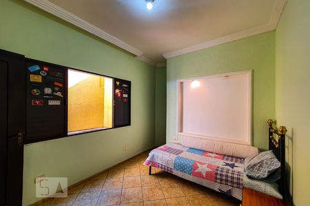 Casa à venda com 450m², 5 quartos e 2 vagasQuarto 1