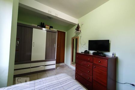 Casa à venda com 450m², 5 quartos e 2 vagasSuíte1