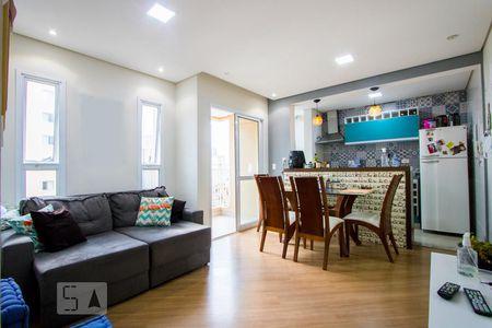 Sala de apartamento para alugar com 2 quartos, 54m² em Vila Valparaíso, Santo André