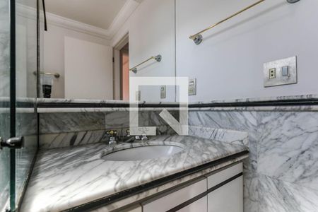 Apartamento para alugar com 168m², 3 quartos e 3 vagasBanheiro