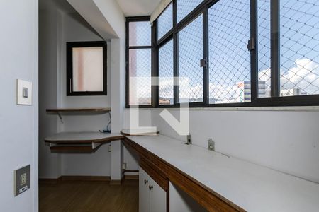 Apartamento para alugar com 168m², 3 quartos e 3 vagasEscritório