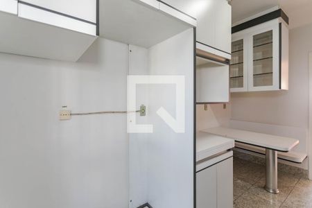 Apartamento para alugar com 168m², 3 quartos e 3 vagasCozinha