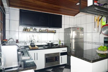 Casa à venda com 250m², 3 quartos e 2 vagas Casa à venda com 250m², 3 quartos e 2 vagasCozinha