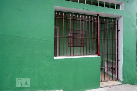 Casa para alugar com 80m², 2 quartos e sem vaga Casa para alugar com 80m², 2 quartos e sem vagaFachada
