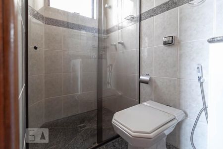 Apartamento à venda com 98m², 3 quartos e 2 vagasBanheiro da suíte