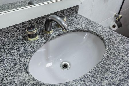 Apartamento à venda com 98m², 3 quartos e 2 vagasBanheiro social