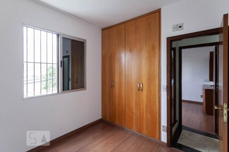 Apartamento à venda com 98m², 3 quartos e 2 vagasQuarto 2