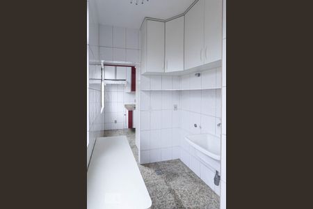 Apartamento à venda com 98m², 3 quartos e 2 vagasÁrea de serviço