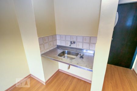 Kitnet / Cozinha de kitnet/studio para alugar com 1 quarto, 24m² em Centro, Curitiba